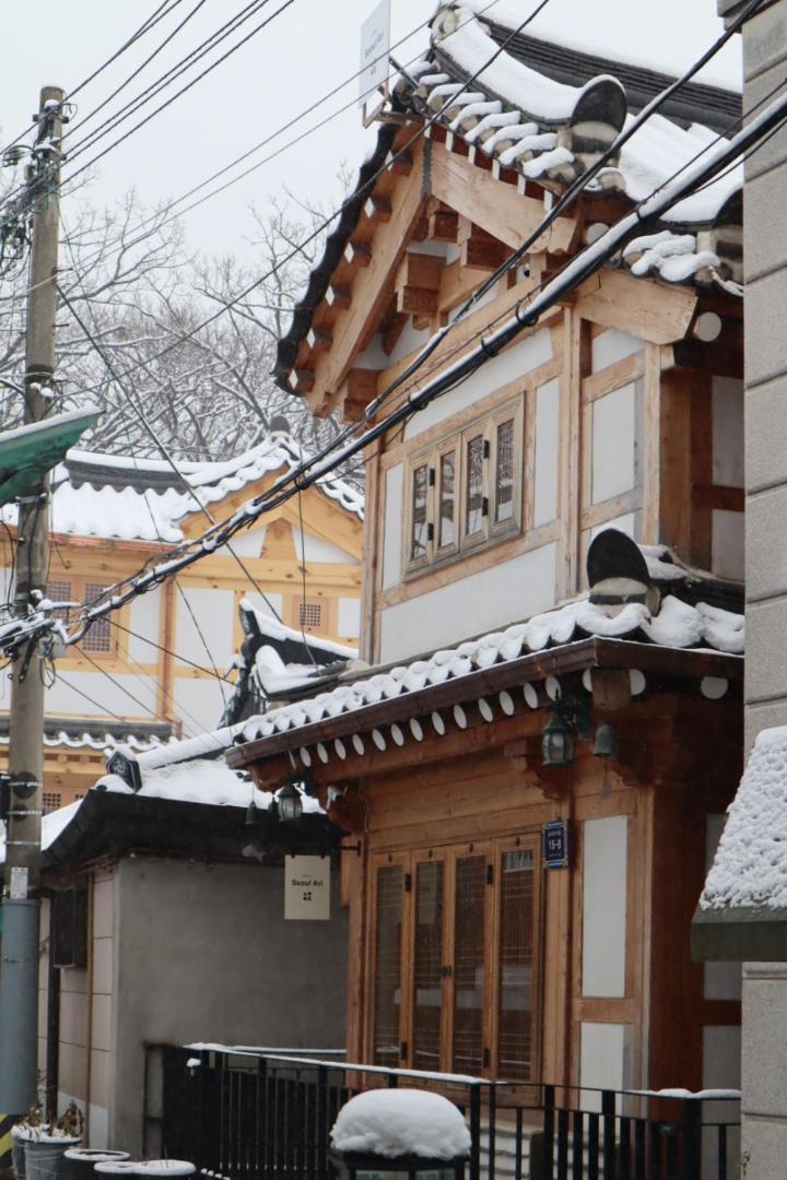 The Korean Traditional Hanok In Downtown Seoul For Convenient Public Transportation - Seoul Ari Экстерьер фото